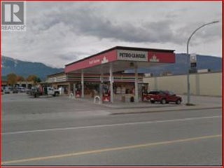 401 Victoria Road W. Revelstoke, British Columbia