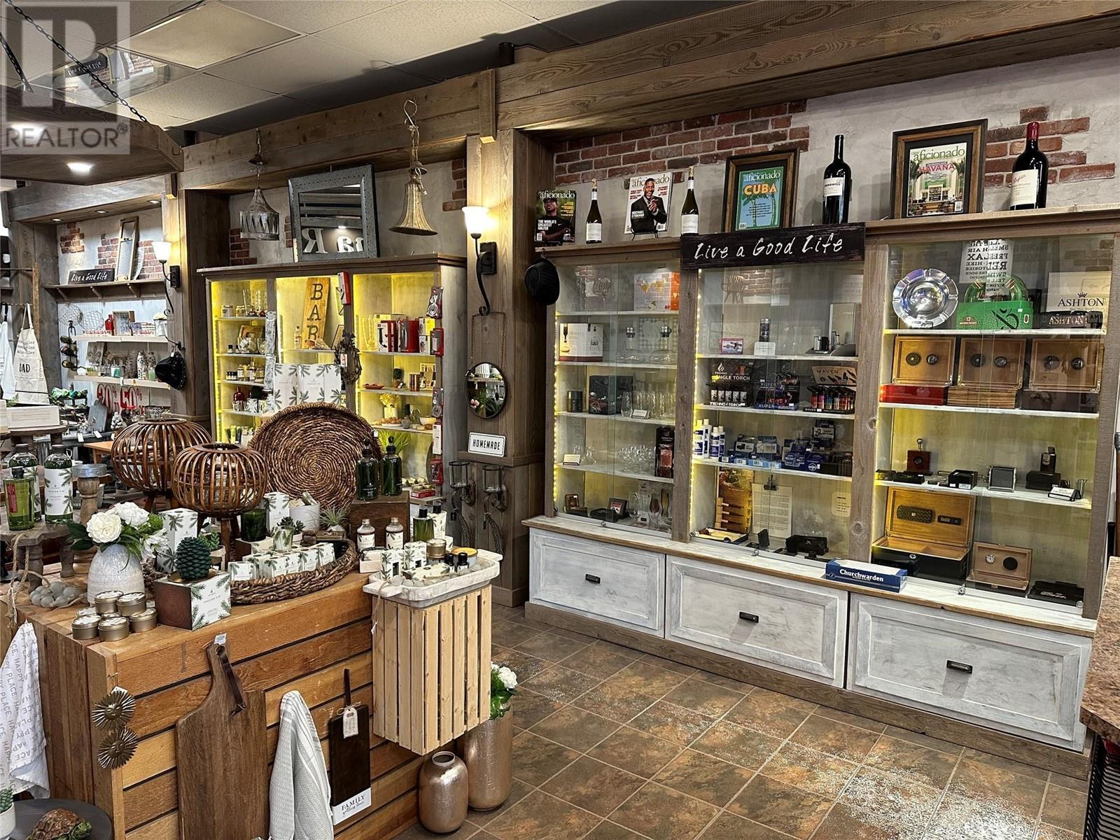 1835 Dilworth Drive Unit# 107. Kelowna, British Columbia