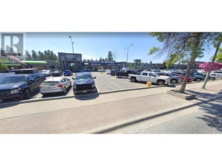 195 & 301 33 Highway W. Kelowna, British Columbia