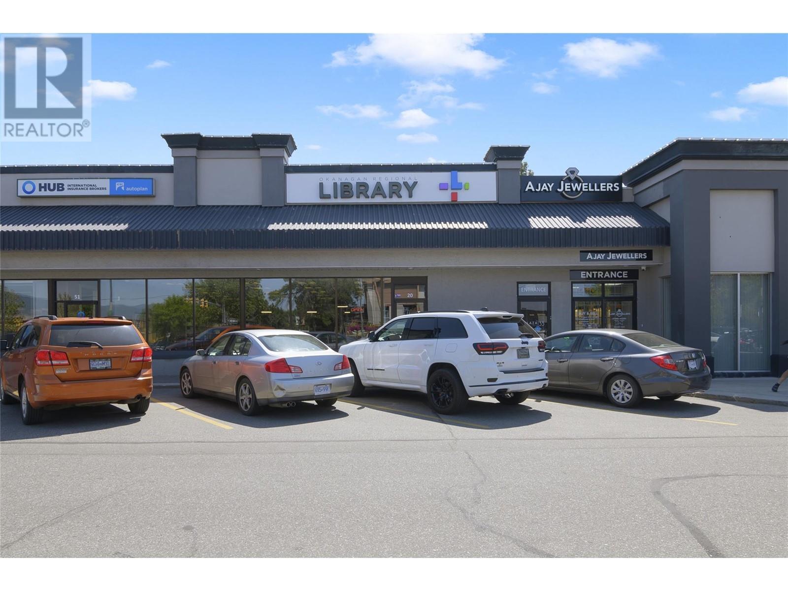 195 & 301 33 Highway W. Kelowna, British Columbia