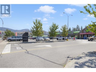 195 & 301 33 Highway W. Kelowna, British Columbia
