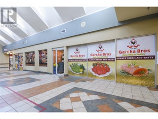 195 & 301 33 Highway W. Kelowna, British Columbia