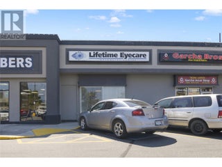 195 & 301 33 Highway W. Kelowna, British Columbia
