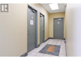 195 & 301 33 Highway W. Kelowna, British Columbia