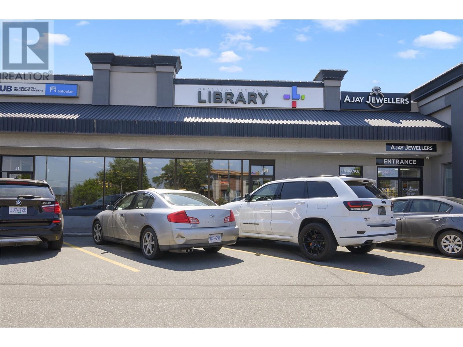 195 & 301 33 Highway W. Kelowna, British Columbia