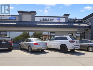 195 & 301 33 Highway W. Kelowna, British Columbia