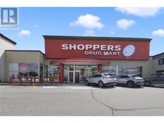 195 & 301 33 Highway W. Kelowna, British Columbia