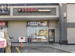 195 & 301 33 Highway W. Kelowna, British Columbia