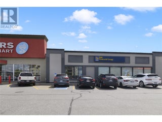 195 & 301 33 Highway W. Kelowna, British Columbia