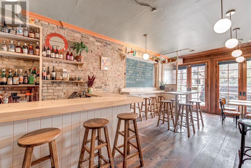 1118 Queen Street E, Toronto (south Riverdale)