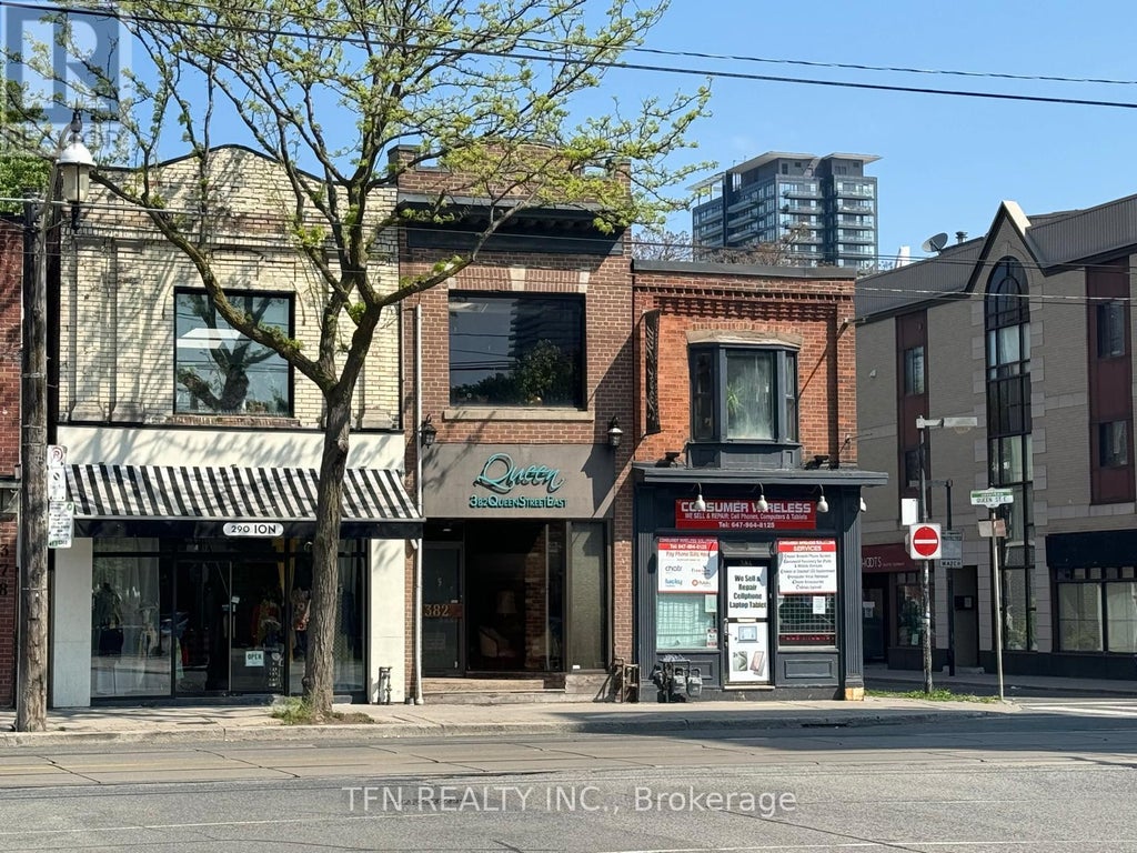 384 Queen Street E, Toronto (regent Park)