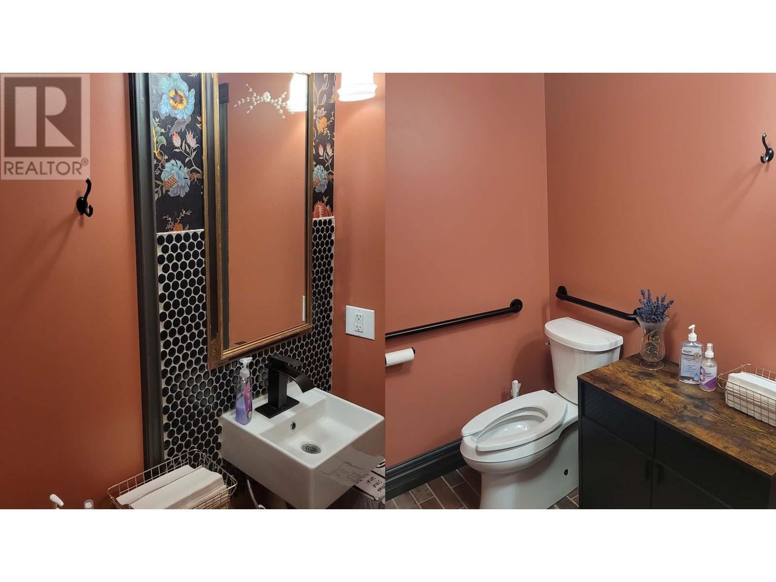 3185 Via Centrale Unit# 7. Kelowna, British Columbia