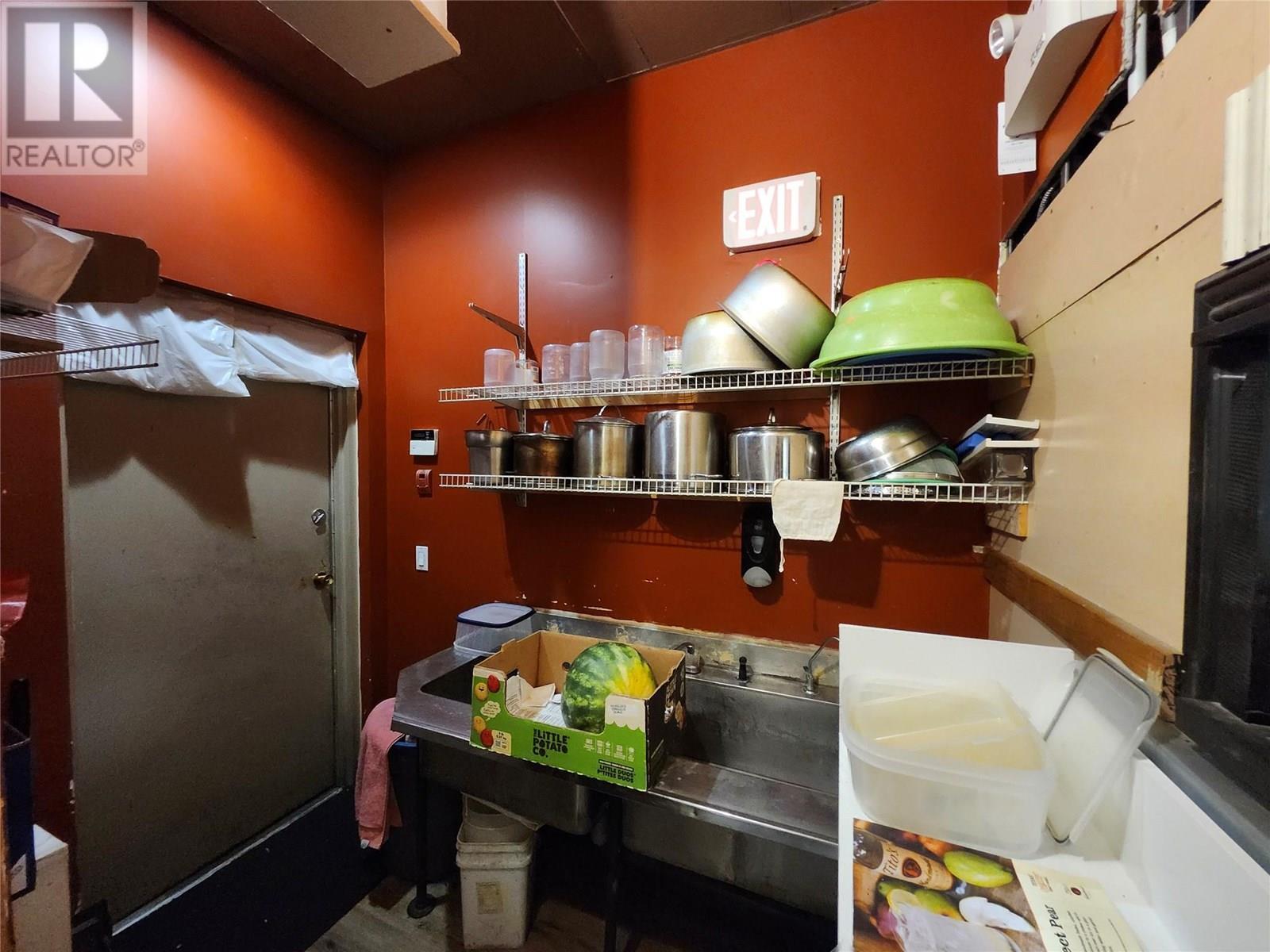 437 Glenmore Road Unit# 107. Kelowna, British Columbia