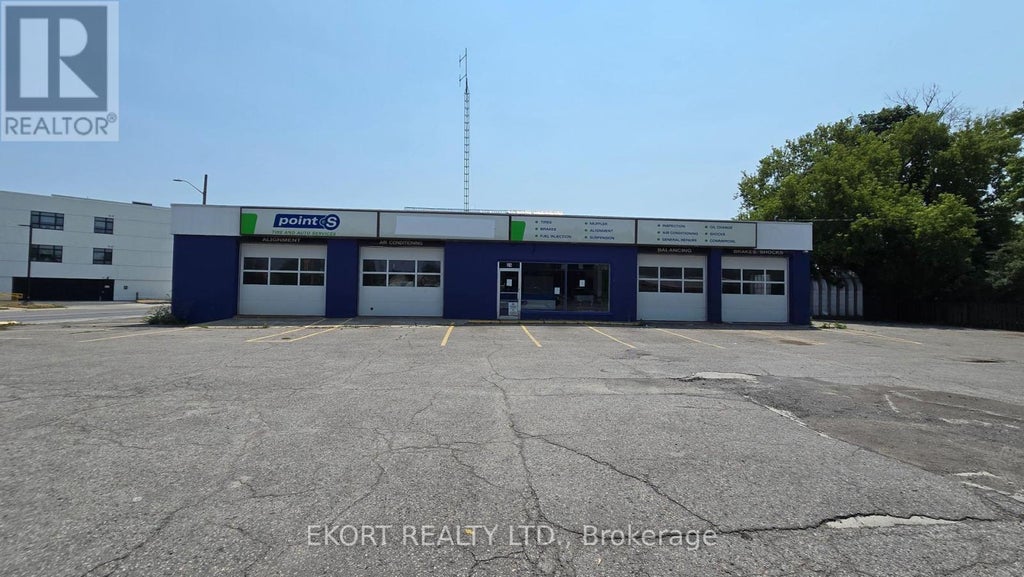 24 North Front Street, Belleville (belleville Ward)