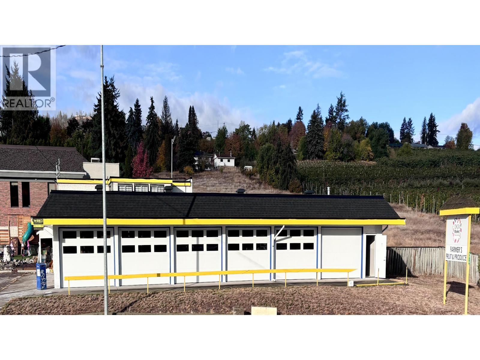 9918 Highway 97 Highway. Lake Country, British Columbia