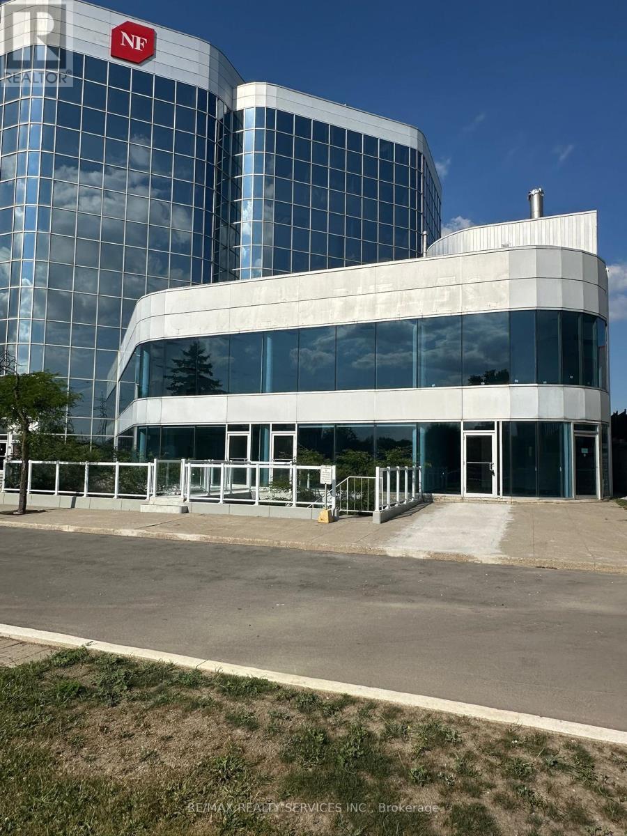 104 - 105 Gordon Baker Road, Toronto (hillcrest Village)