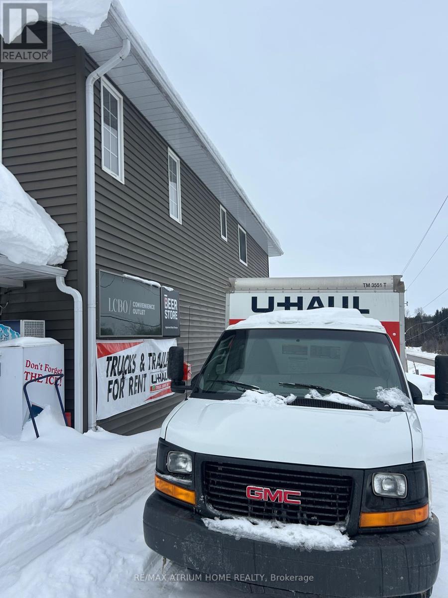 8 Queens Street E, Morris Turnberry (morris)