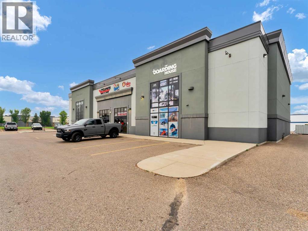 2, 2010 Strachan Road Se, Medicine Hat