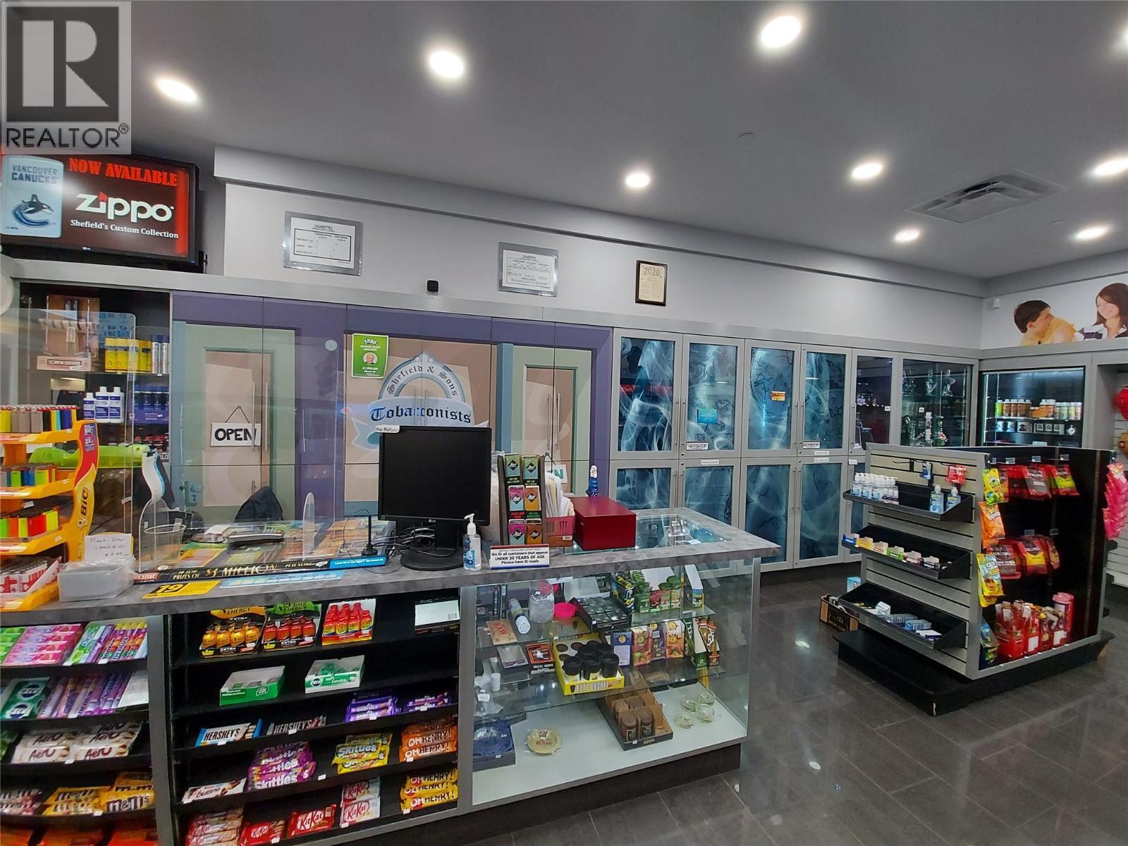 2271 Harvey Avenue Unit# 570. Kelowna, British Columbia