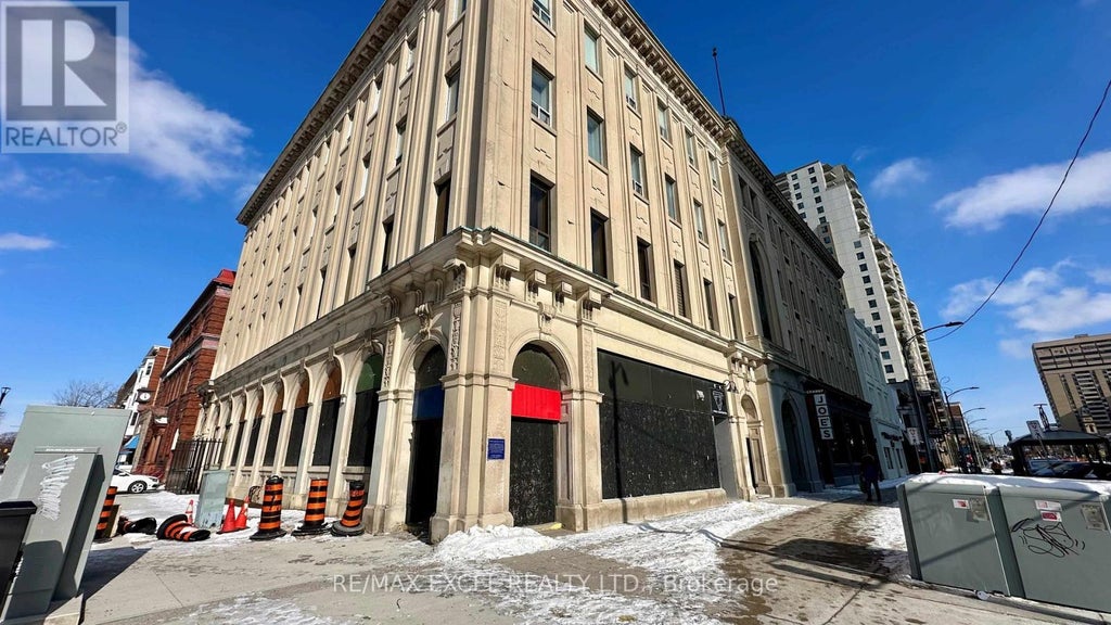 Bsmt - 272 Dundas Street E, London East (east K)