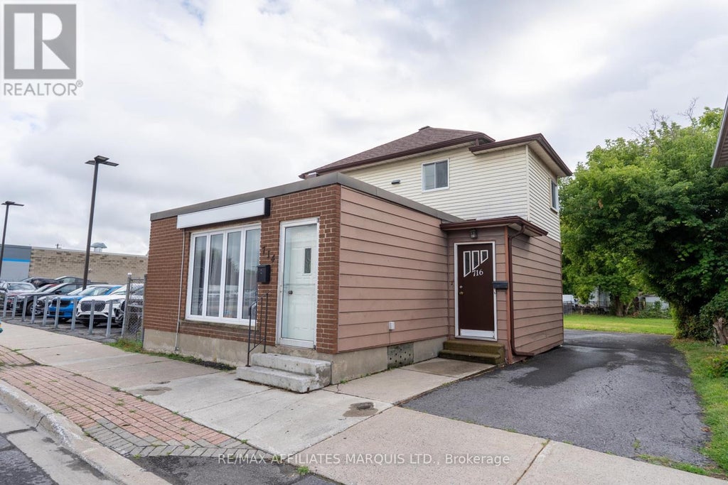 714-716 Pitt Street, Cornwall