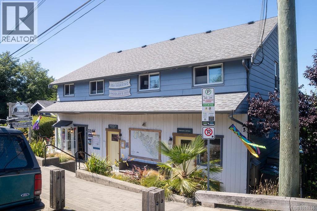 320 Main St, Tofino