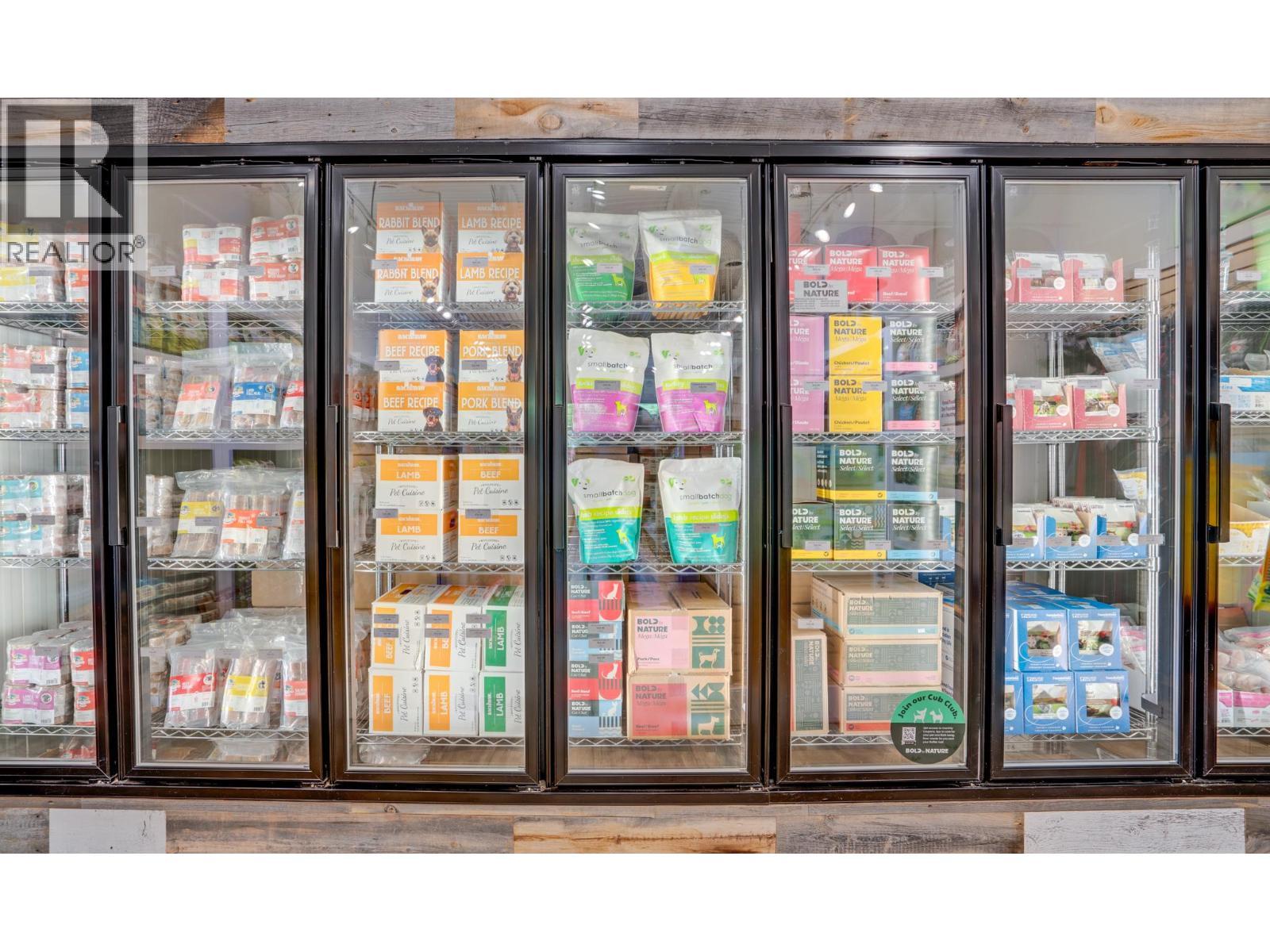 1876 Cooper Road Unit# 136. Kelowna, British Columbia