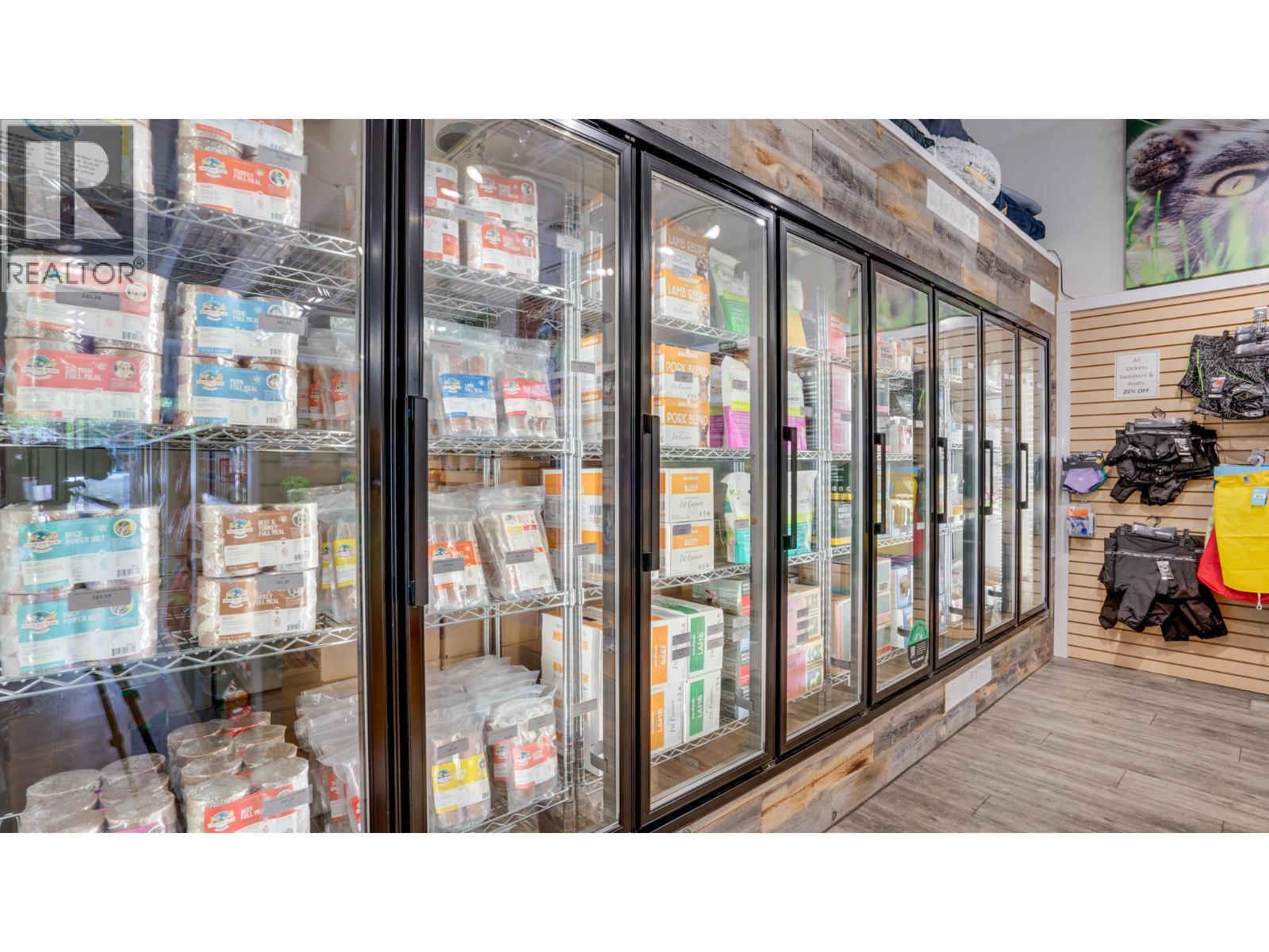 1876 Cooper Road Unit# 136. Kelowna, British Columbia