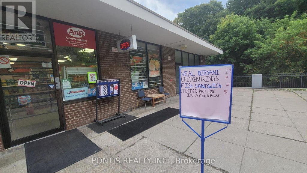 15 Club Golfway, Toronto (flemingdon Park)