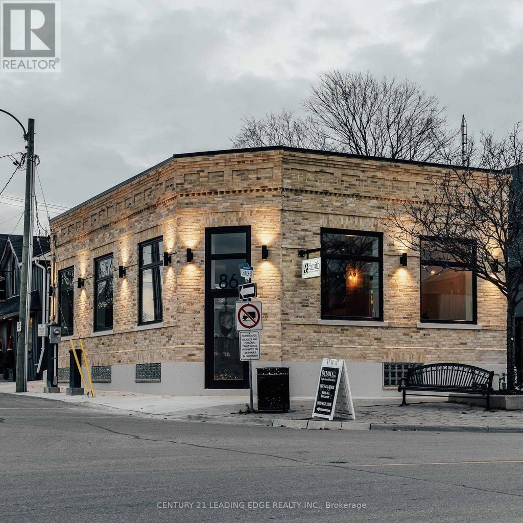 86 Brock Street W, Uxbridge