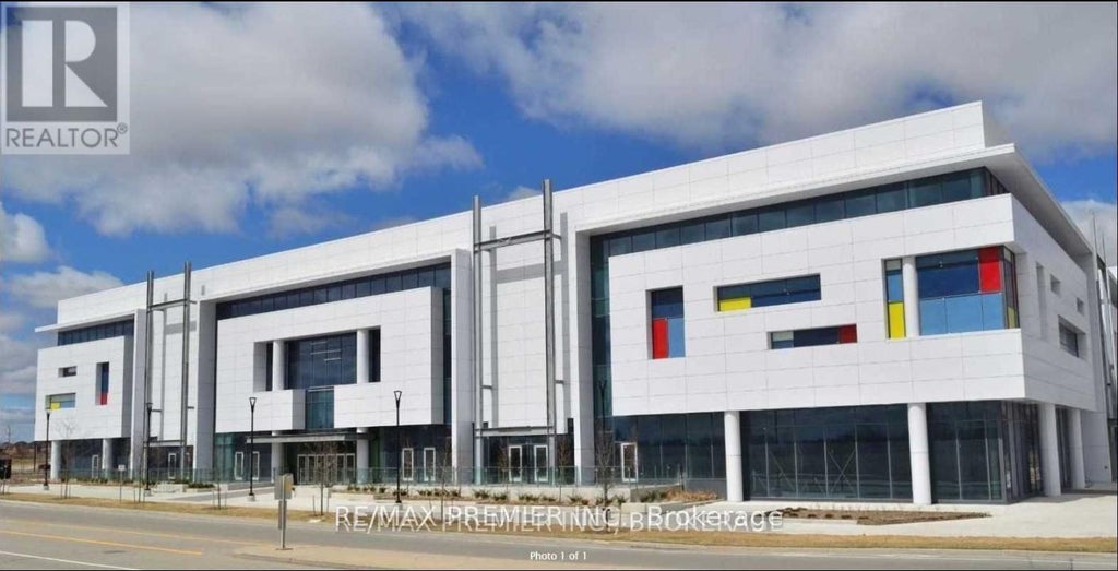 1a11 - 9390 Woodbine Avenue, Markham (cachet)