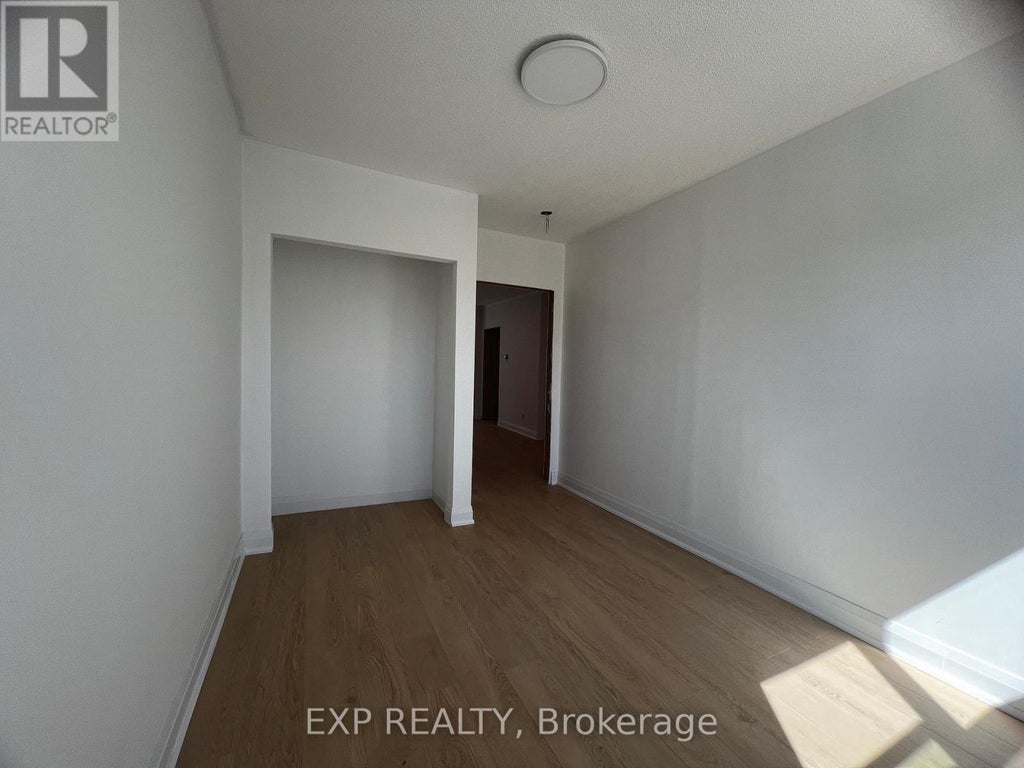 101 - 804a St Clair Avenue W, Toronto (oakwood Village)