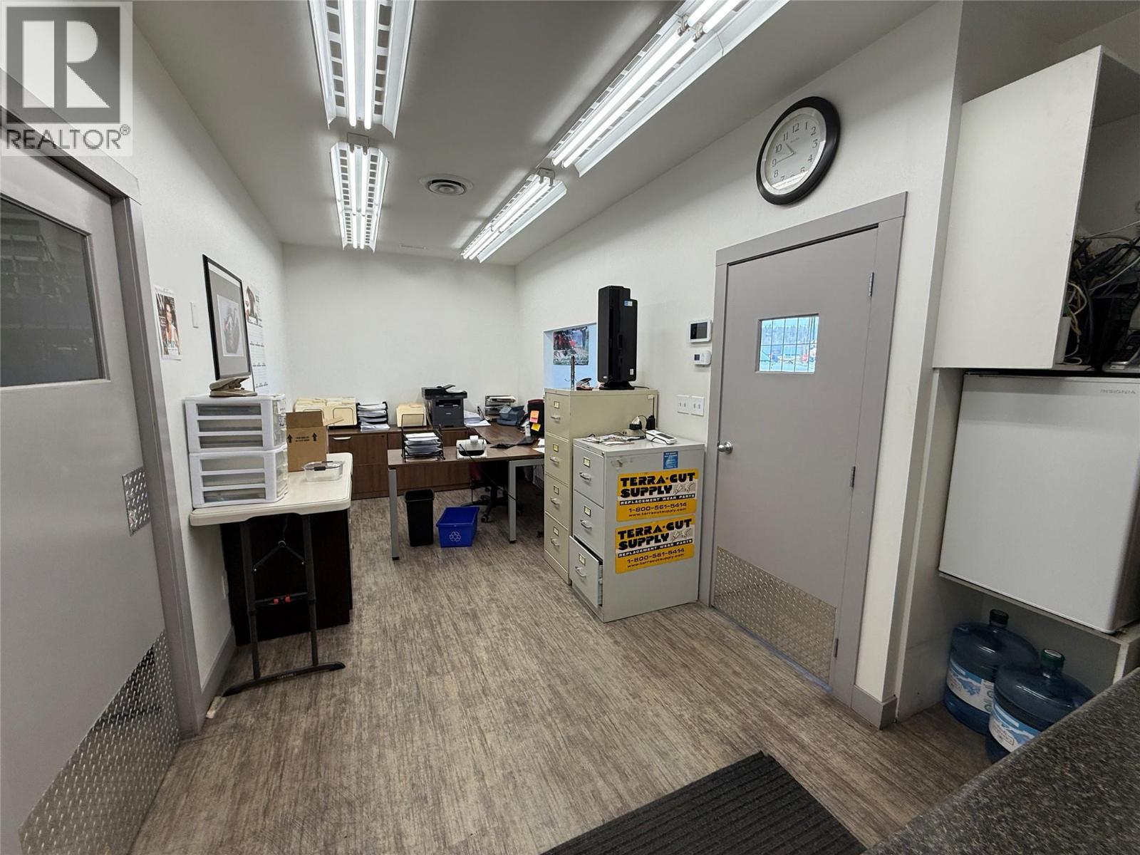 155 Old Vernon Road. Kelowna, British Columbia