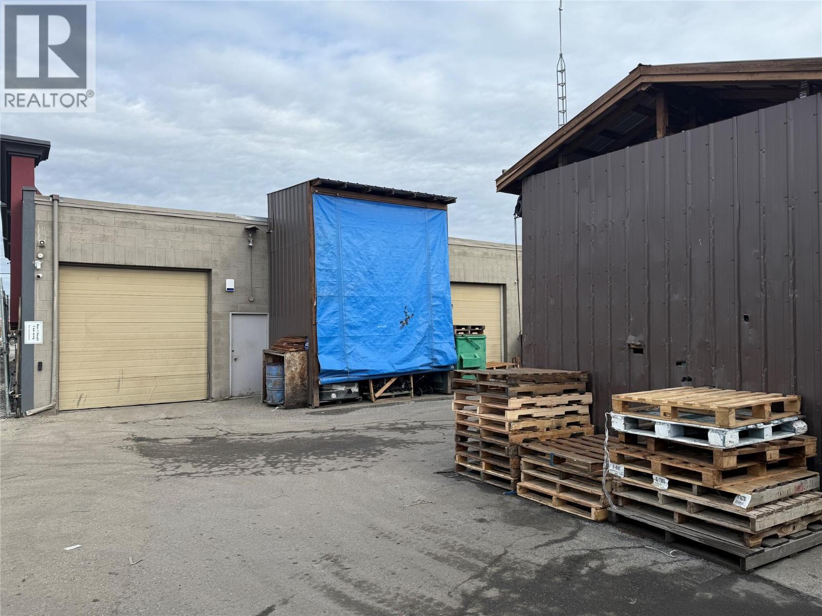 155 Old Vernon Road. Kelowna, British Columbia