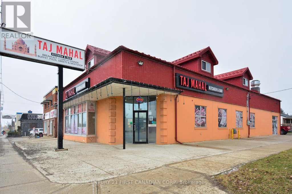 1682 Dundas Street, London East (east H)