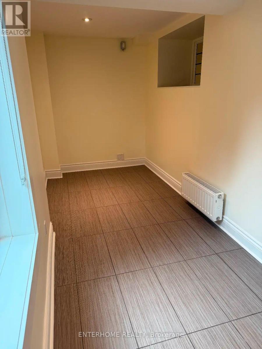 Unit B1 (basement) - 290 Roncesvalles Avenue, Toronto (roncesvalles)