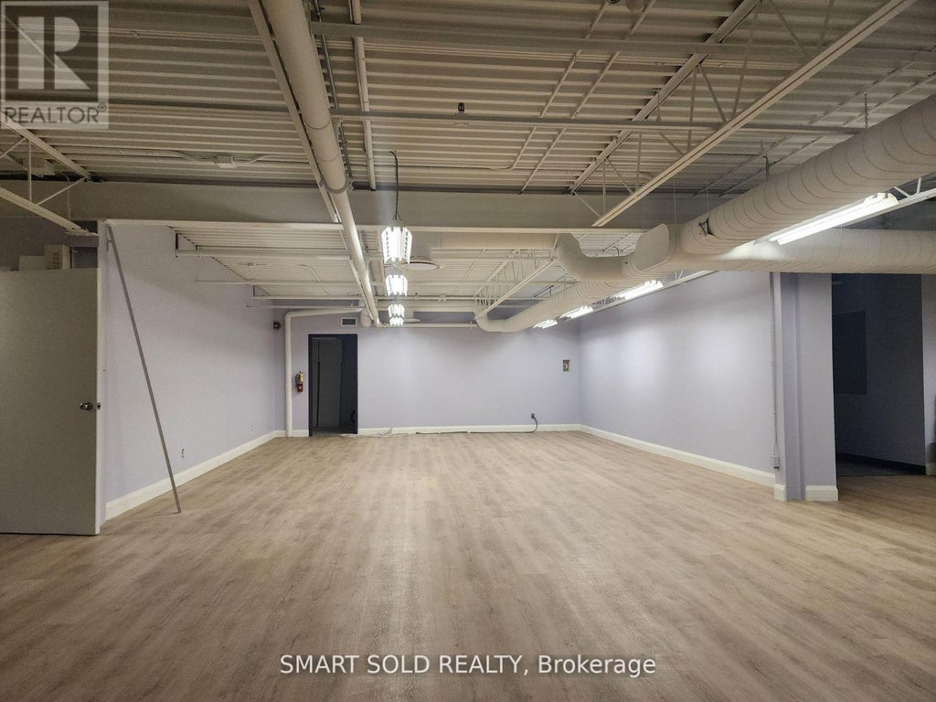 203 - 70 Valleywood Drive, Markham (buttonville)