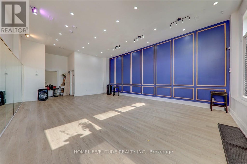 1130 Baltic Lane, Pickering