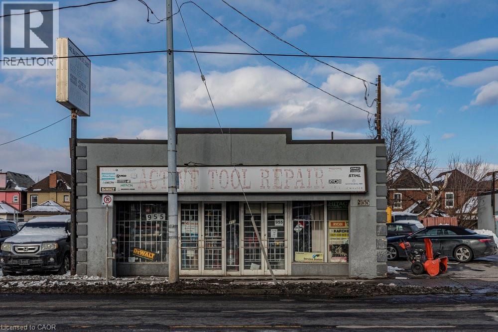 955 Barton Street E, Hamilton