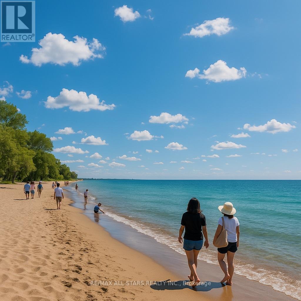 1 - 1918a Queen Street E, Toronto (the Beaches)