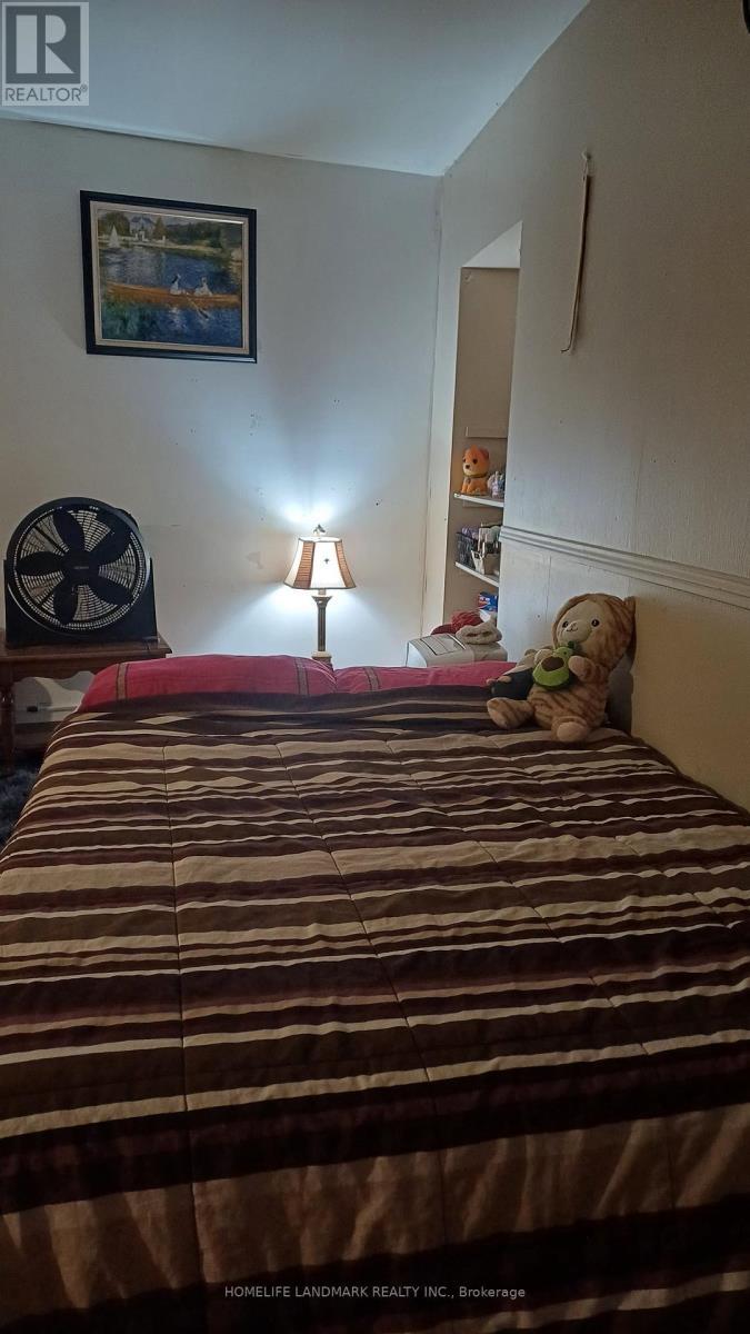 Apartment C - 92 King Street W, Cobourg