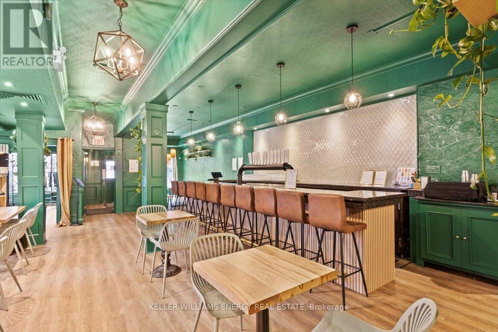 21 Celina Street, Oshawa (central)