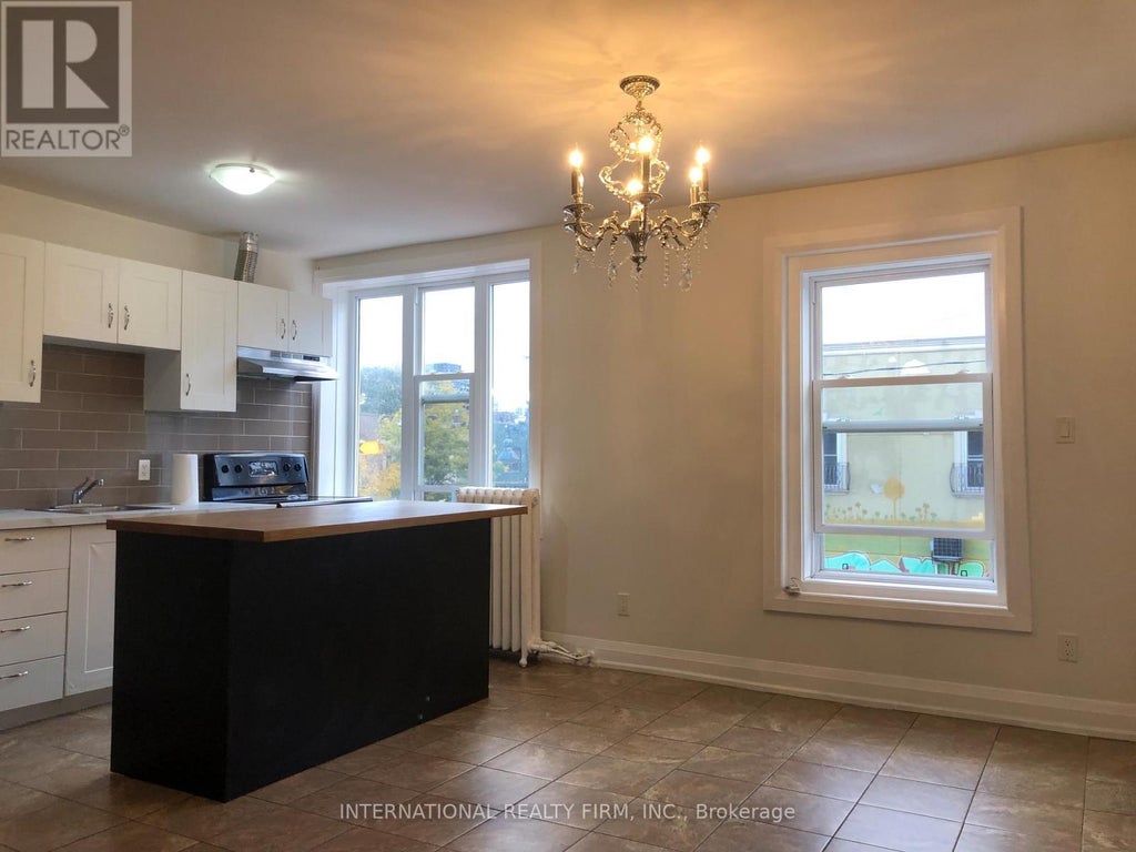 2b - 1262 Bloor Street W, Toronto (dovercourt-Wallace Emerson-Junction)