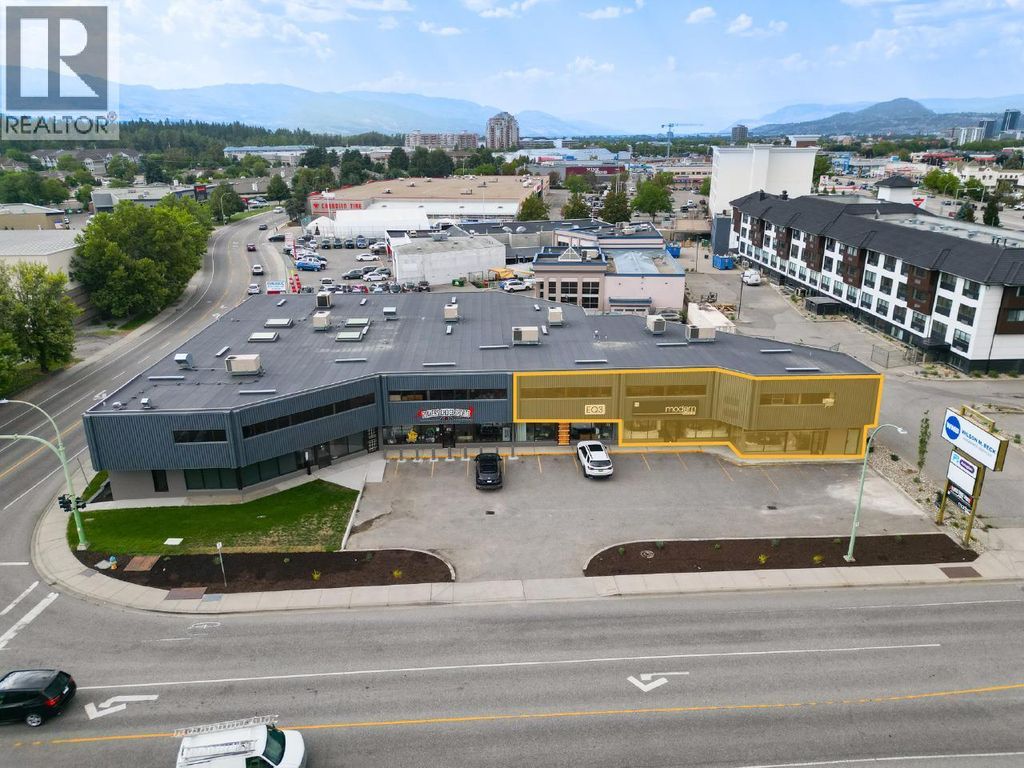 310 Banks Road Unit# 4, Kelowna