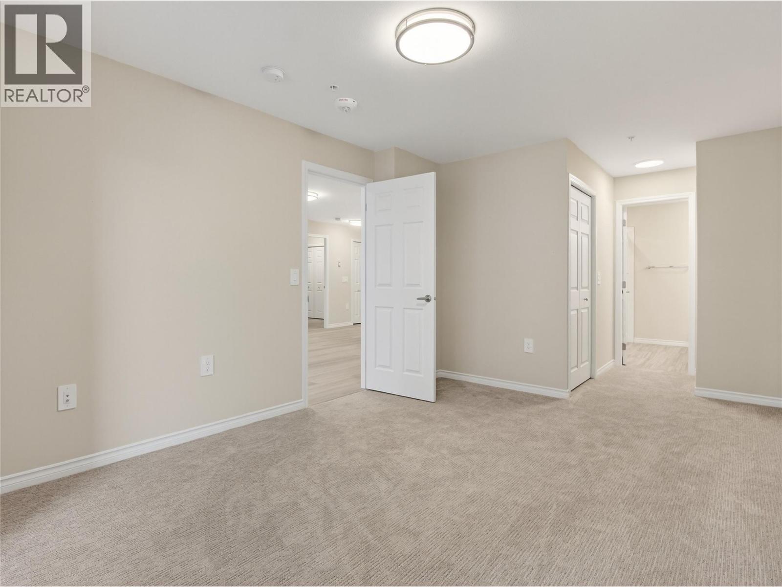 3362 Skaha Lake Road Unit# 804. Penticton, British Columbia