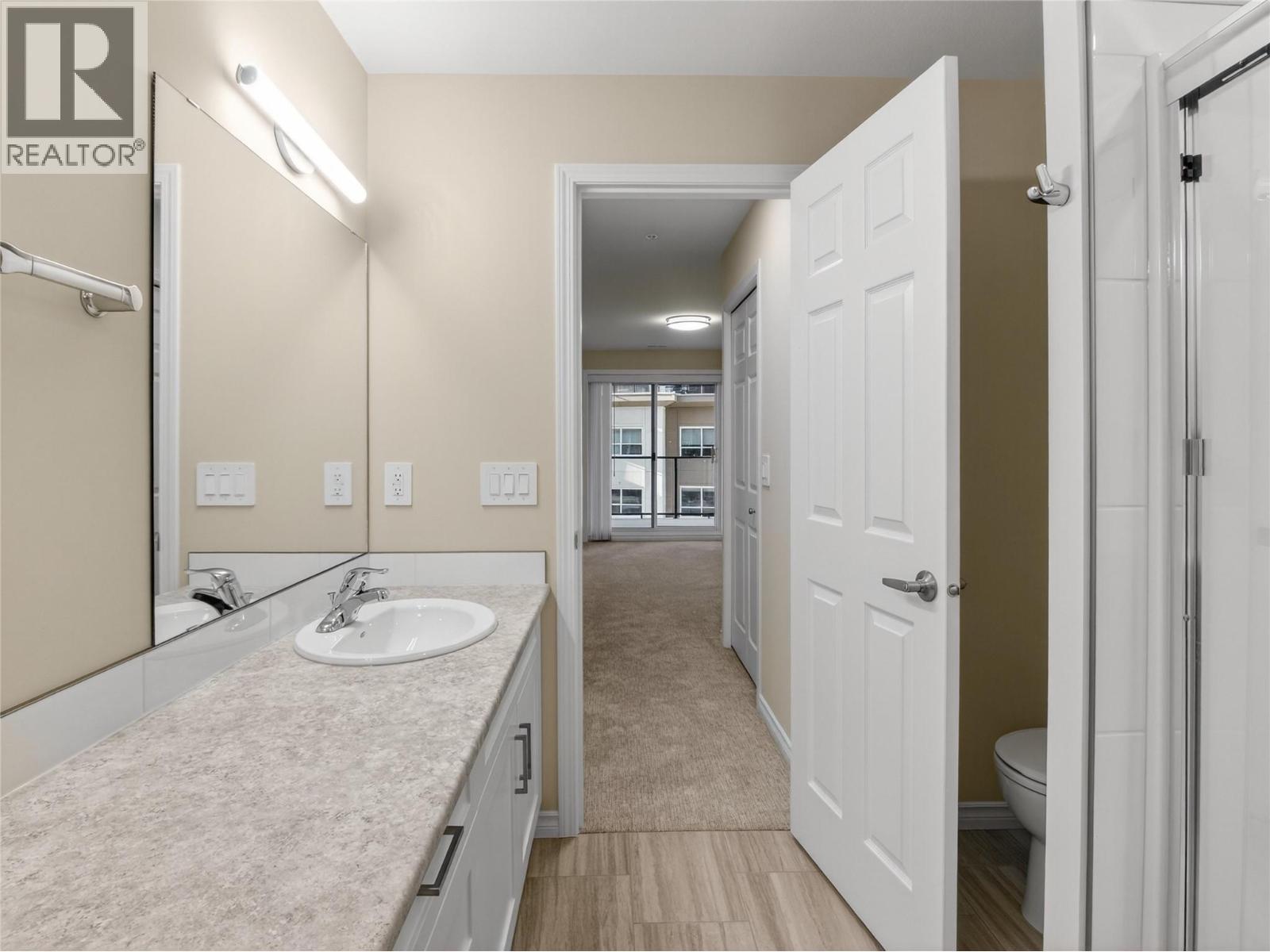 3362 Skaha Lake Road Unit# 804. Penticton, British Columbia