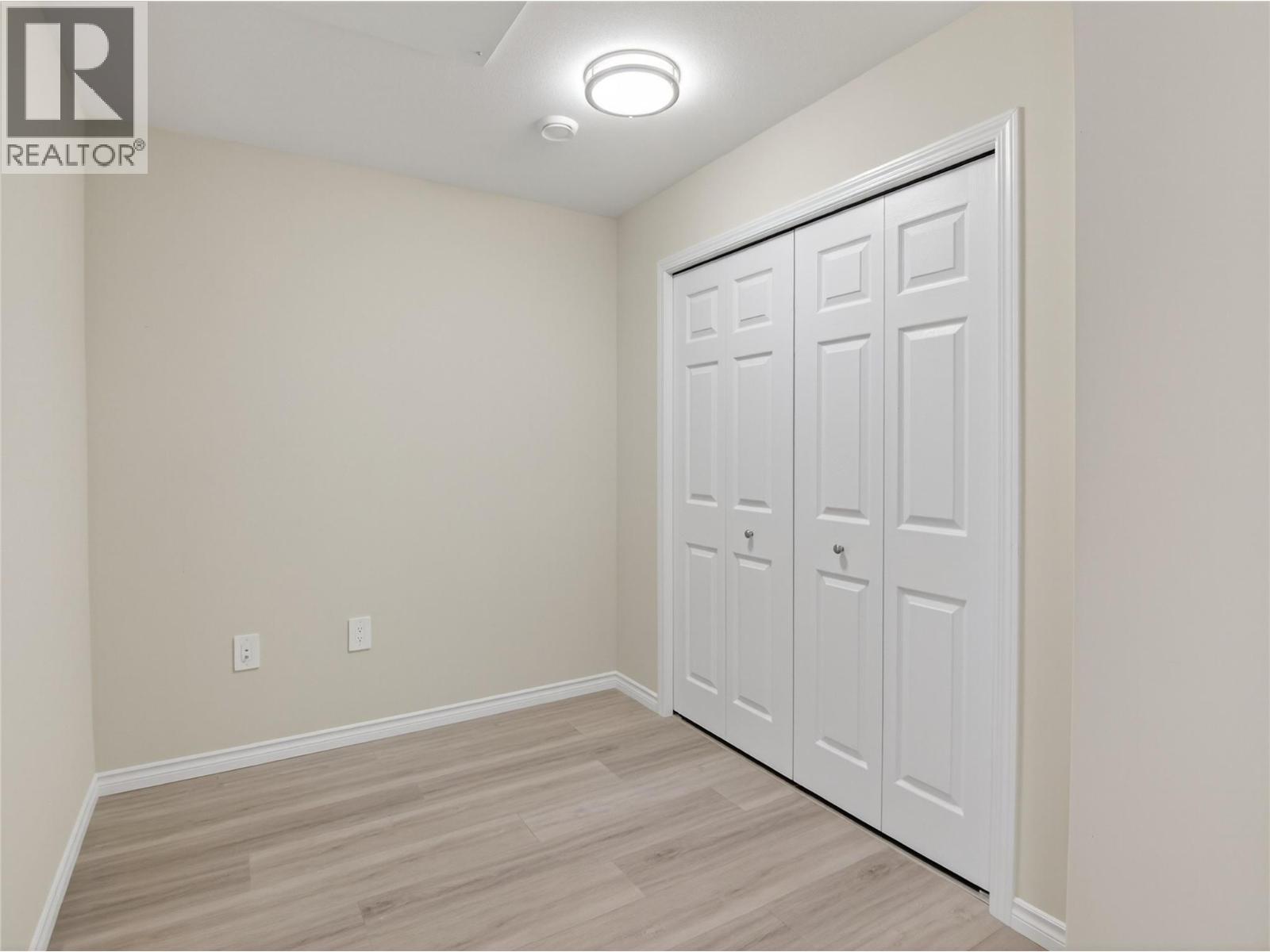 3362 Skaha Lake Road Unit# 604. Penticton, British Columbia