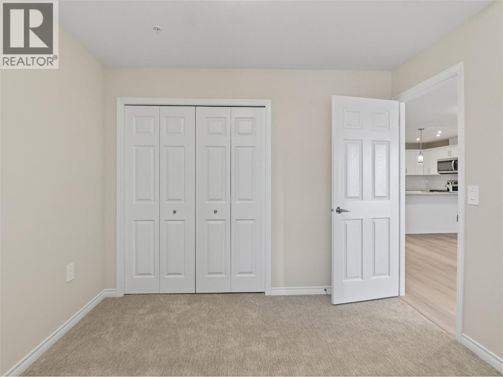 3362 Skaha Lake Road Unit# 604. Penticton, British Columbia