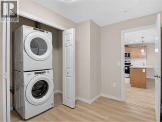 3362 Skaha Lake Road Unit# 1004. Penticton, British Columbia