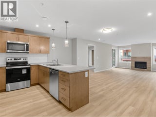 3362 Skaha Lake Road Unit# 1004. Penticton, British Columbia